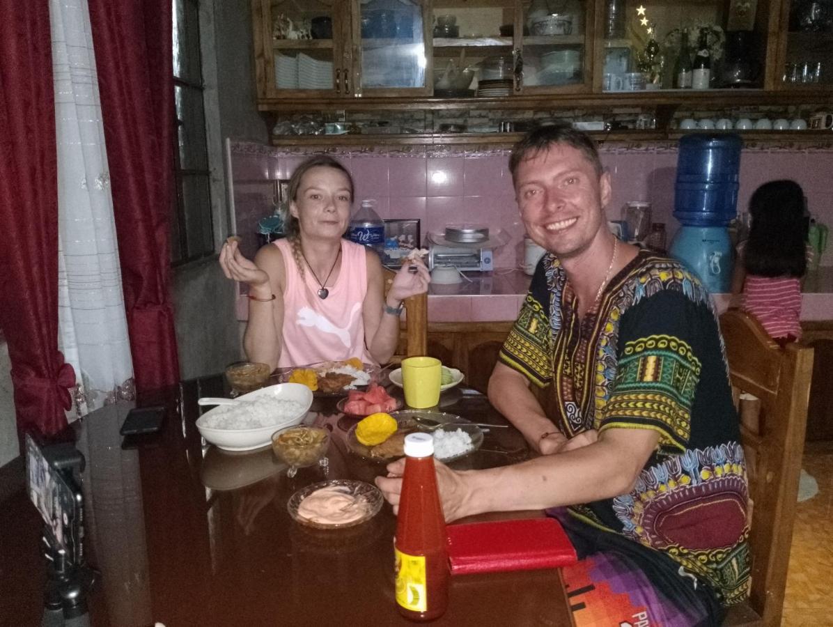 Lhoyjean Garden Hostel Batuan Экстерьер фото