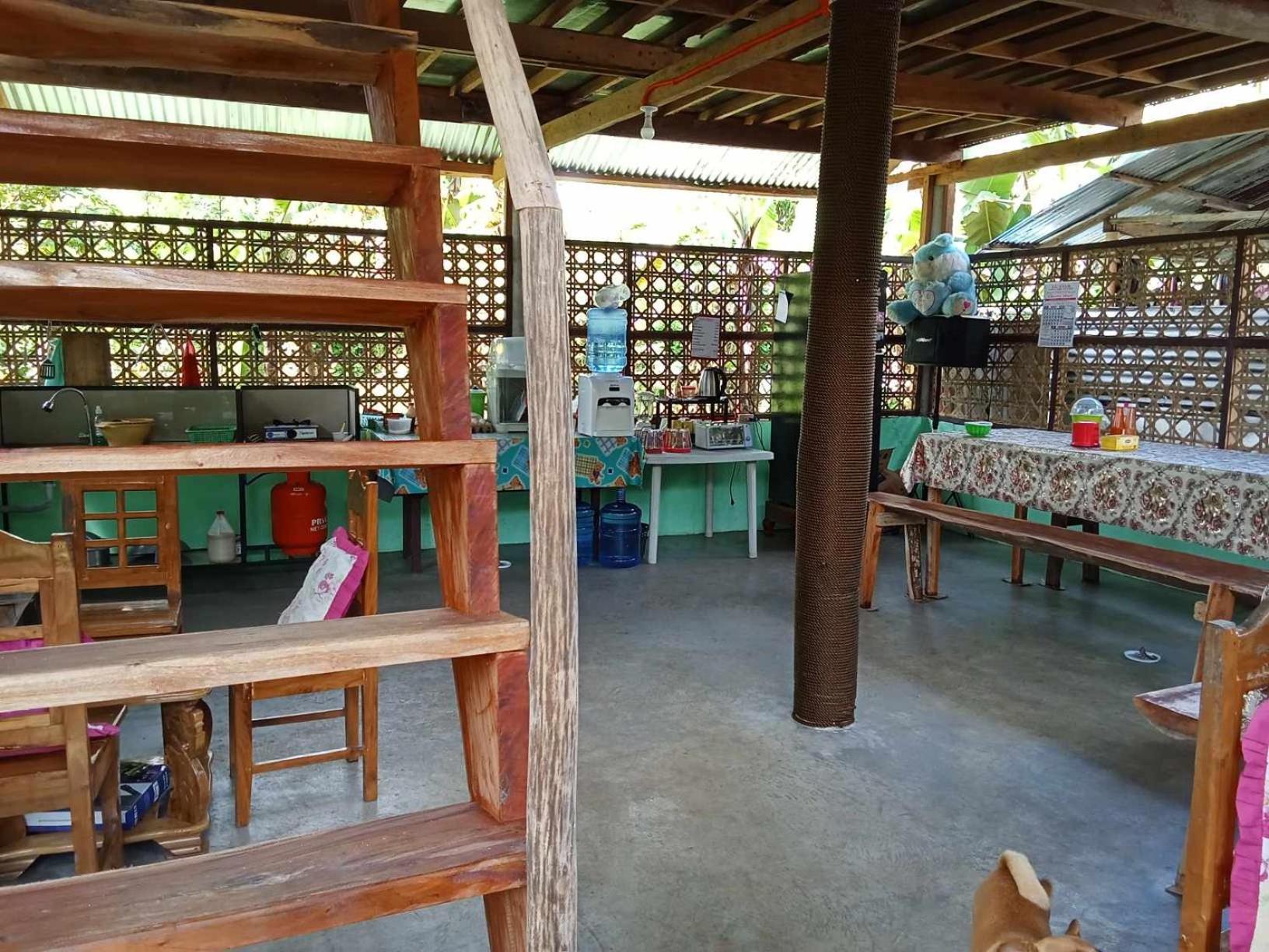 Lhoyjean Garden Hostel Batuan Экстерьер фото
